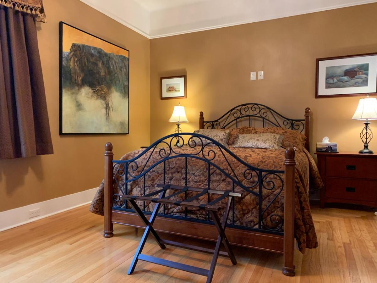 Monroe House Executive Guest Suites سانت جونس المظهر الخارجي الصورة