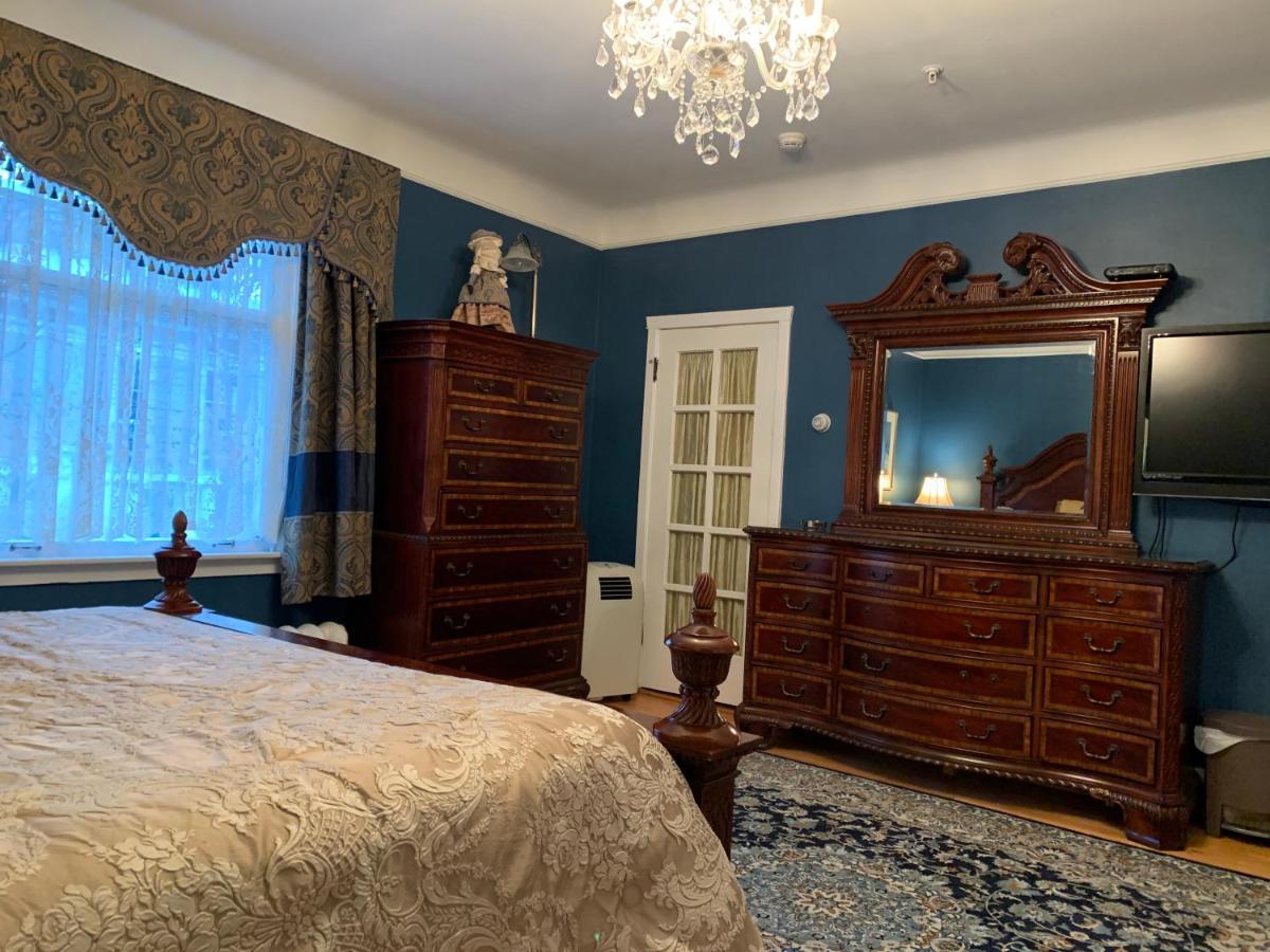 Monroe House Executive Guest Suites سانت جونس المظهر الخارجي الصورة