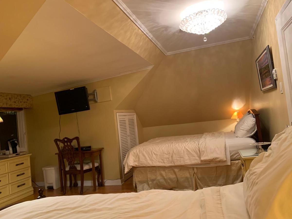 Monroe House Executive Guest Suites سانت جونس المظهر الخارجي الصورة
