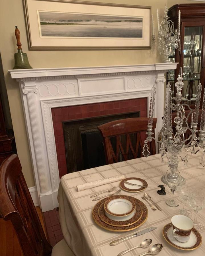 Monroe House Executive Guest Suites سانت جونس المظهر الخارجي الصورة
