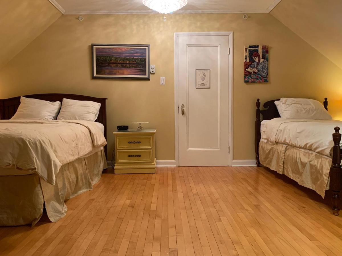 Monroe House Executive Guest Suites سانت جونس المظهر الخارجي الصورة