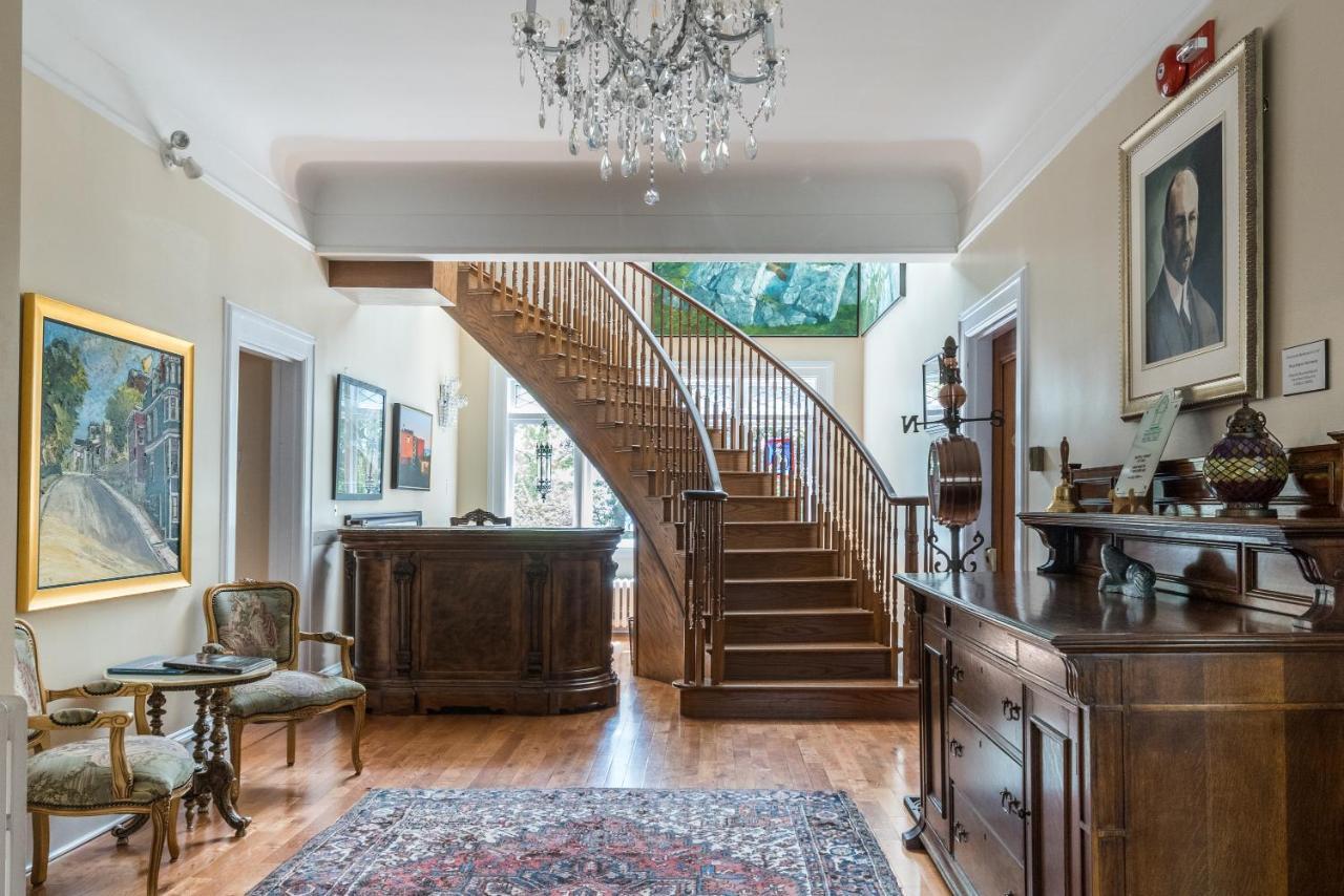 Monroe House Executive Guest Suites سانت جونس المظهر الخارجي الصورة