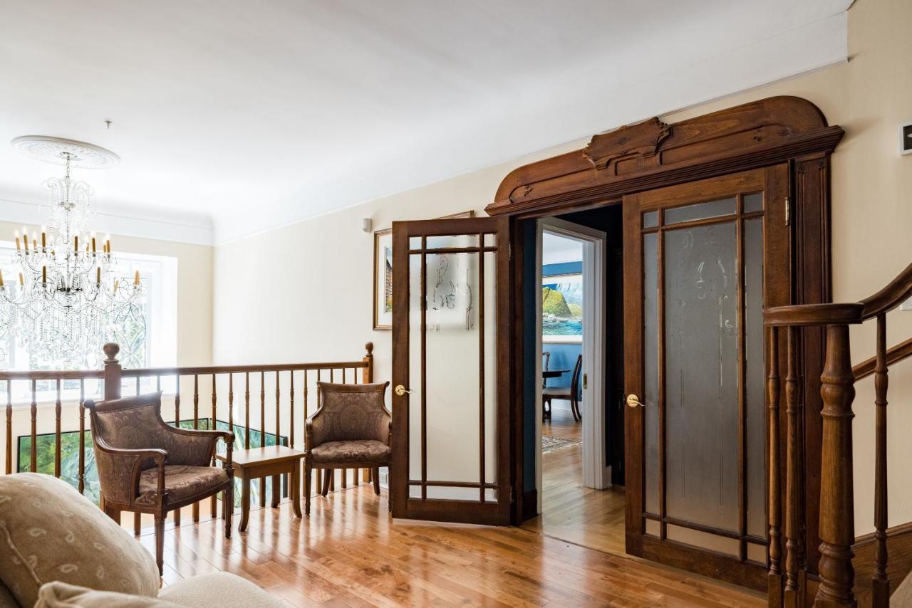 Monroe House Executive Guest Suites سانت جونس المظهر الخارجي الصورة